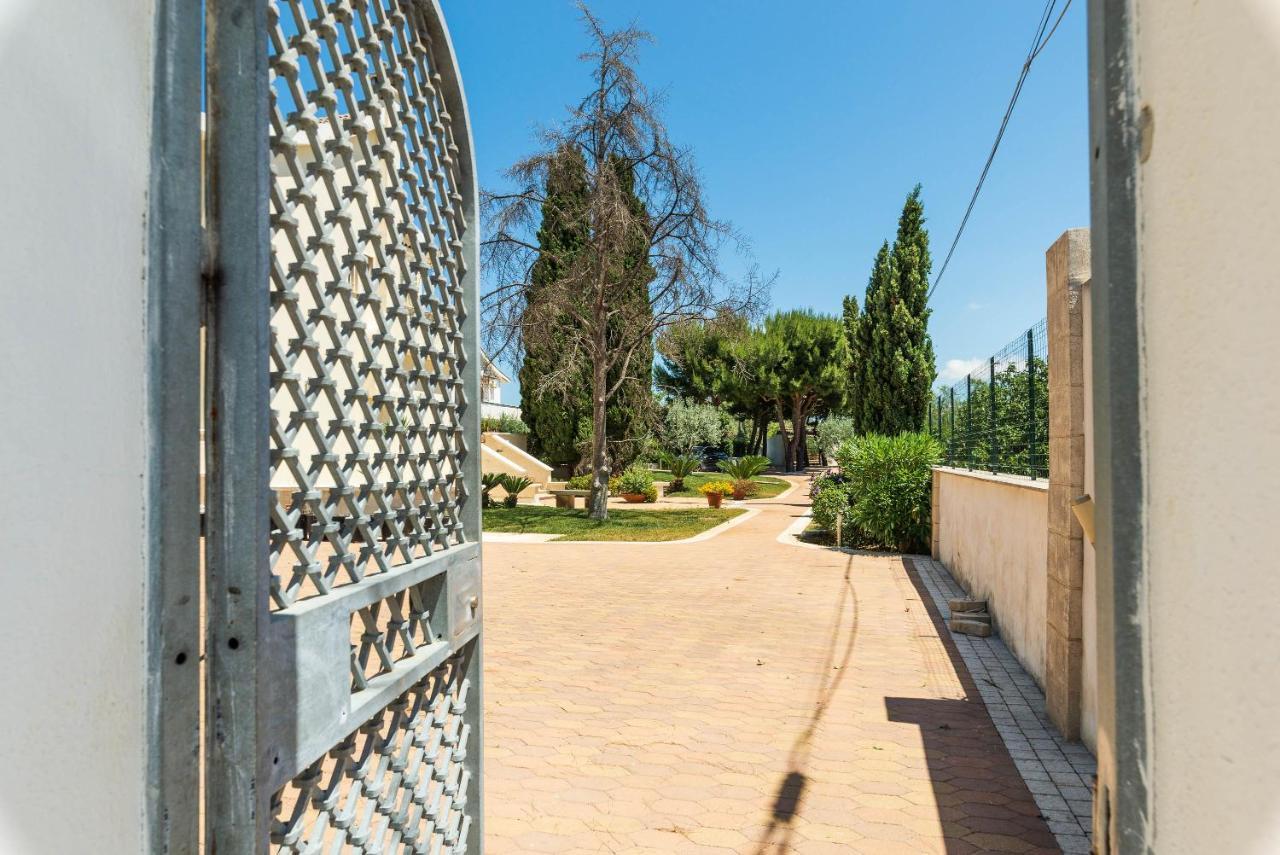 Ferienwohnung Casa Agapantus Con Piscina Da Giugno Bari Exterior foto